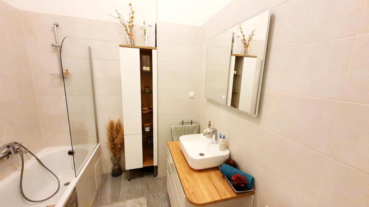 Ferienwohnung Stylische Ruheoase Wien Exterior foto