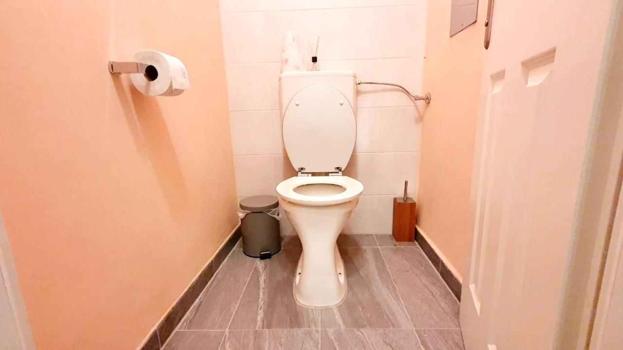 Ferienwohnung Stylische Ruheoase Wien Exterior foto